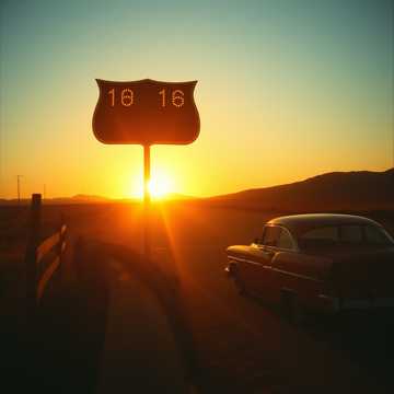 Кавер на песню Серіктей асқар тауы бар, Үрзада — шуақ, бағы бар. Қол ұстасып келе жатқан, Махаб