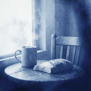 Cover of the song Quédate un momento