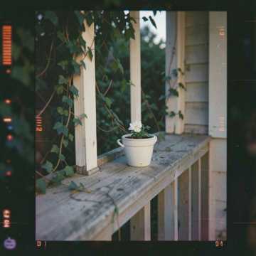 Cover of the song اغنية رائعه اطلال وماري