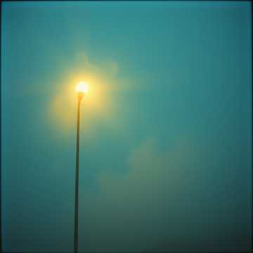 Portada de la canción Lạc Giữa Hư Không