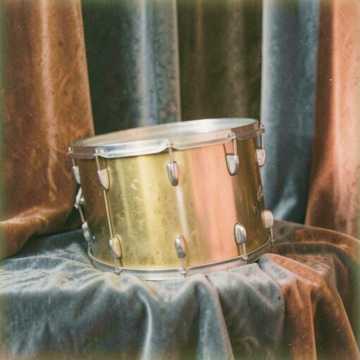 Cover utworu drum bang