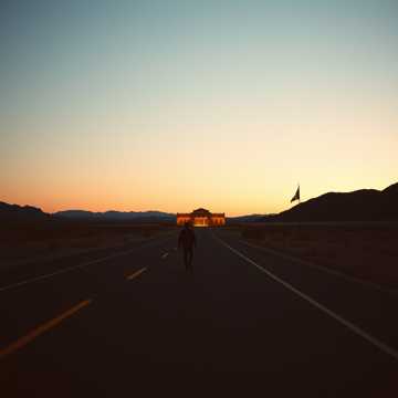 歌曲的封面EL DESTINO LOS ALCANZA