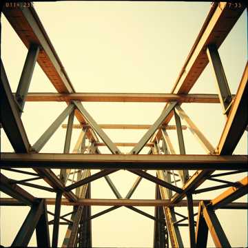คัฟเวอร์เพลง Każda belka – pewny grunt