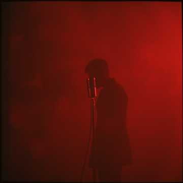 Cover of the song الكتابة