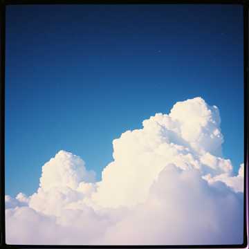 A dal borítója Con số không