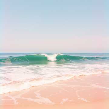 Cover of the song أنتِ حاجة كده غريبة