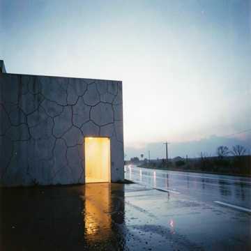 노래 표지 กำแพงตรงหน้า