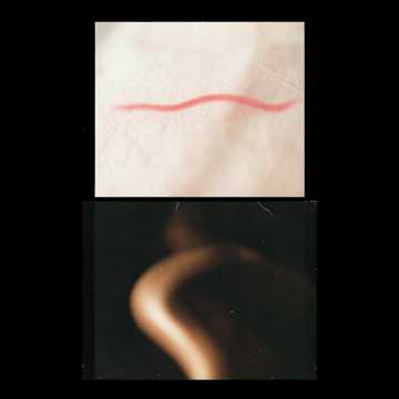 Cover of the song UNDER MY SKIN