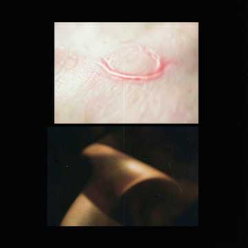 Cover of the song UNDER MY SKIN
