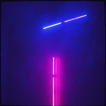 歌曲的封面Free & broken