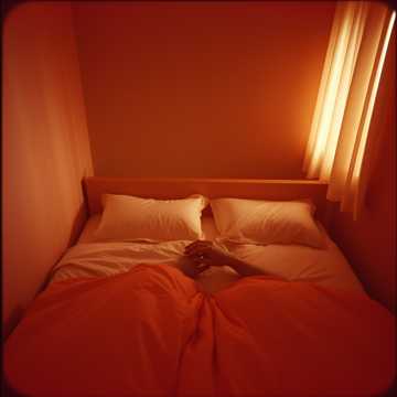 노래 표지 Khoảng Cách Máu Mủ