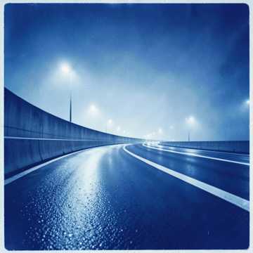 Bìa bài hát Moonlit Overpass